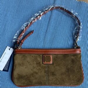 NWT Dooney & Bourke Brown and Tan Wristlet